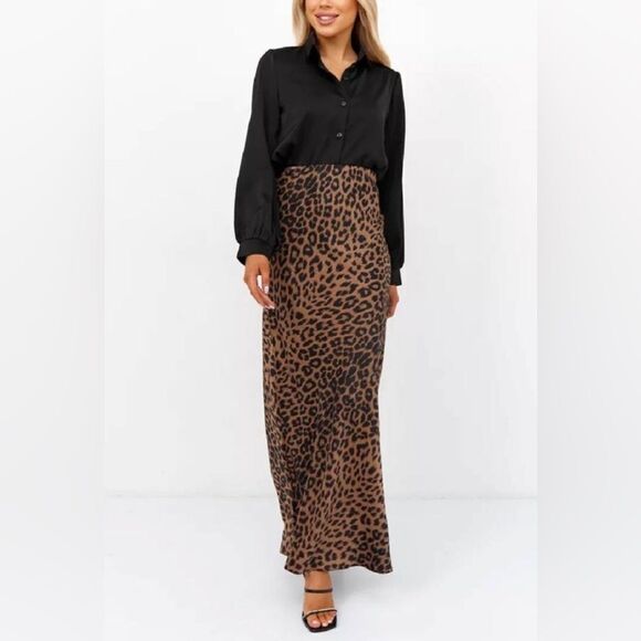 Leopard Maxi Skirt NWT - Picture 2 of 5
